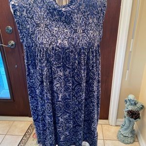 RXB sleeveless blue & black top